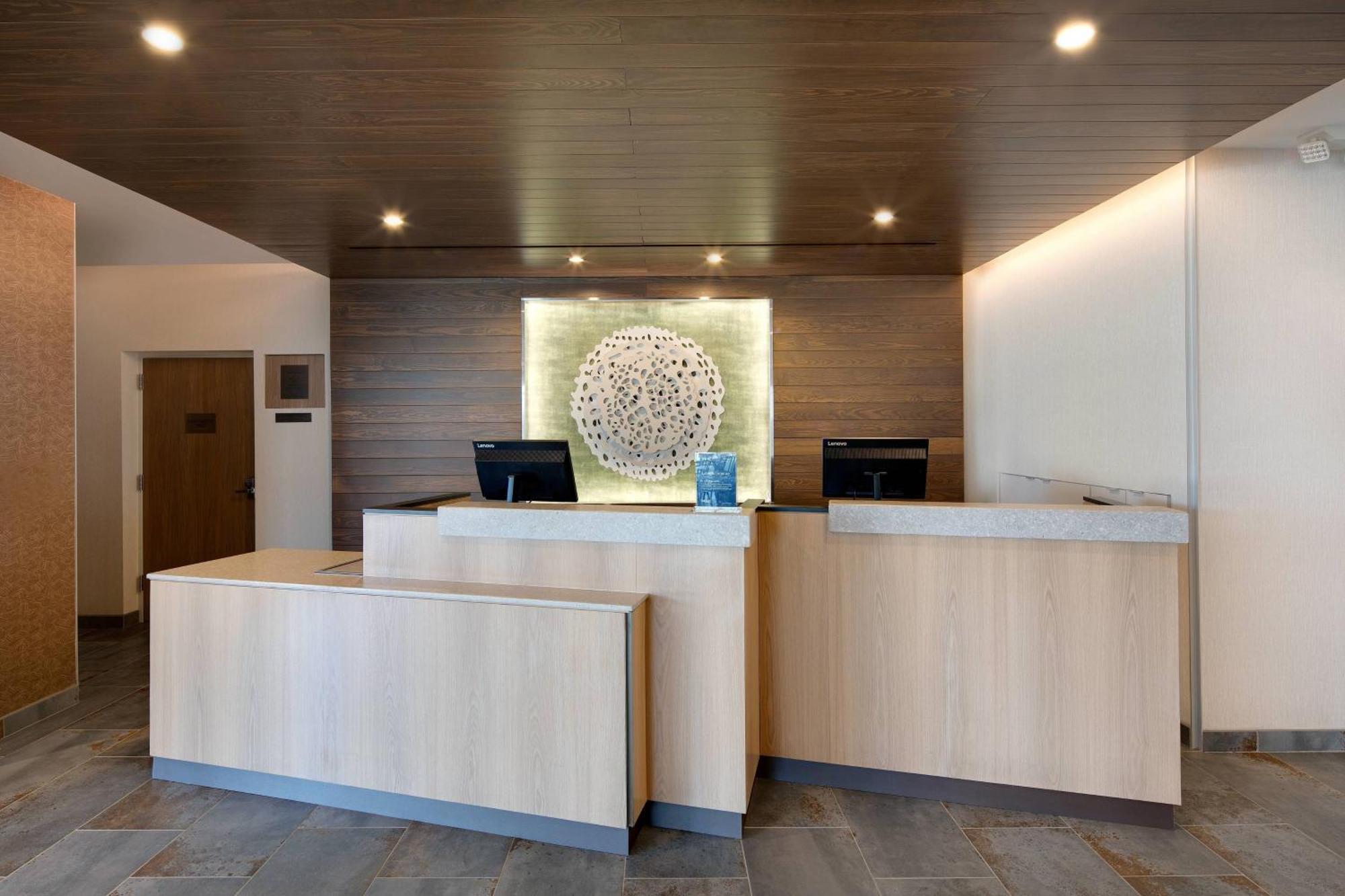Fairfield Inn & Suites By Marriott Tampa ווסלי צ'אפל מראה חיצוני תמונה